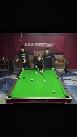 Nay múa quạt cho các Bảnh xem nhé 😆 #thaihoang #thaihoangofficial #thaihoang1991 #nhachaymoingay 