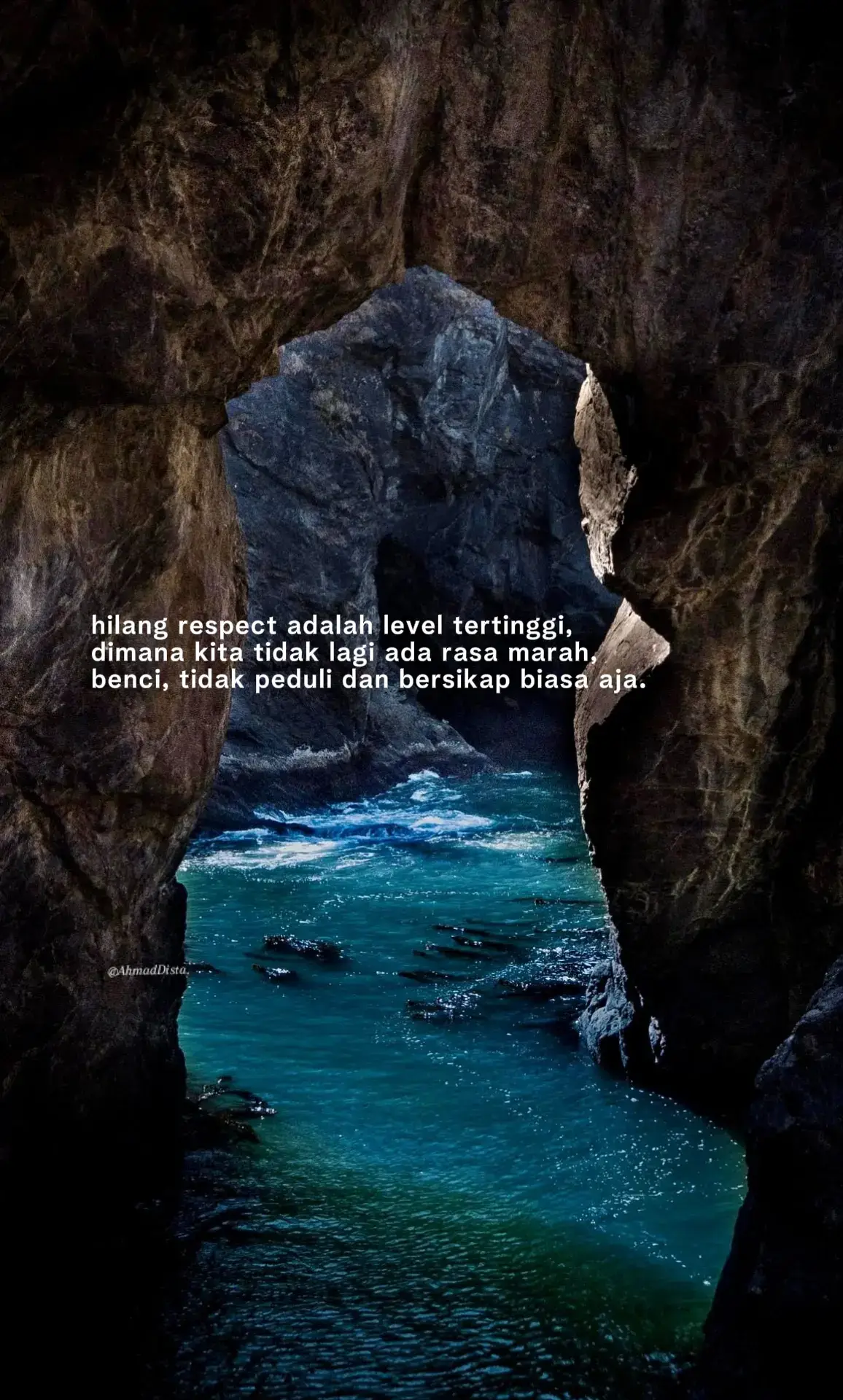 Bahan-bahan📝 :  3 butir telur ayam 15 sdm air 1/2 sdt lada bubuk 1 sdt garam 1/2 sdt penyedap (masako) 20 tusuk sate Cara Membuat 🥢 : 1.Siapkan bahan. Campurkan semua bahan dalam wadah, kemudian kocok hingga berbusa. 2.Pindahkan ke botol kecap. Panaskan minyak goreng RISE BRAND agak banyak. 3.Semprotkan telur ke minyak panas, tunggu sebentar kemudian gulung dari samping, goreng sampai kecoklatan, tiriskan. Lakukan sampai habis. 4.Siap disajikan dan selamat menikmati. Selamat mencoba!!! #katakata #4u #storytime #xzyabc #fyppppppppppppppppppppppp 