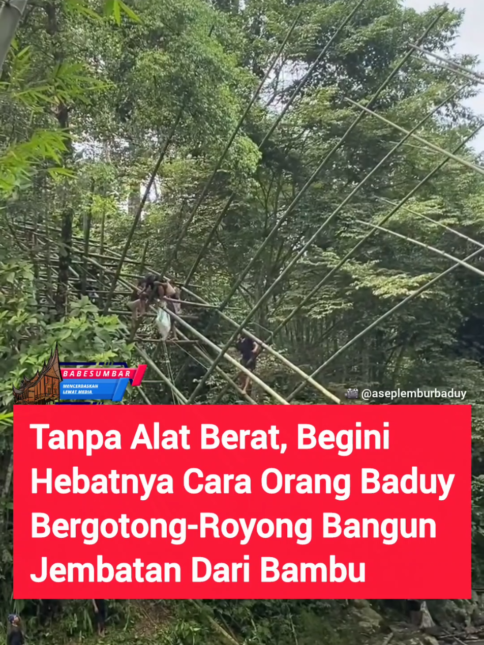 Sebuah video viral yang memperlihatkan momen warga Baduy yang sedang mengganti jembatan bambu yang sudah rapuh dengan jembatan yang baru di Desa Kanekes, Kabupaten Lebak, Banten. Proses pembangunan dilakukan sepenuhnya dengan bahan alami seperti bambu, tali rotan, dan pasak kayu, tanpa menggunakan material modern seperti paku atau semen.  Arsitektur jembatan ini menuai kekaguman warganet karena mencerminkan kearifan lokal, semangat gotong royong, dan kecakapan teknik tradisional masyarakat Baduy yang tetap bertahan di tengah modernisasi. Ketika teknologi bukan segalanya, Gotong royong dan kepercayaan jauh lebih kuat dari mesin😍 #SukuBaduy #Lebak #Banten