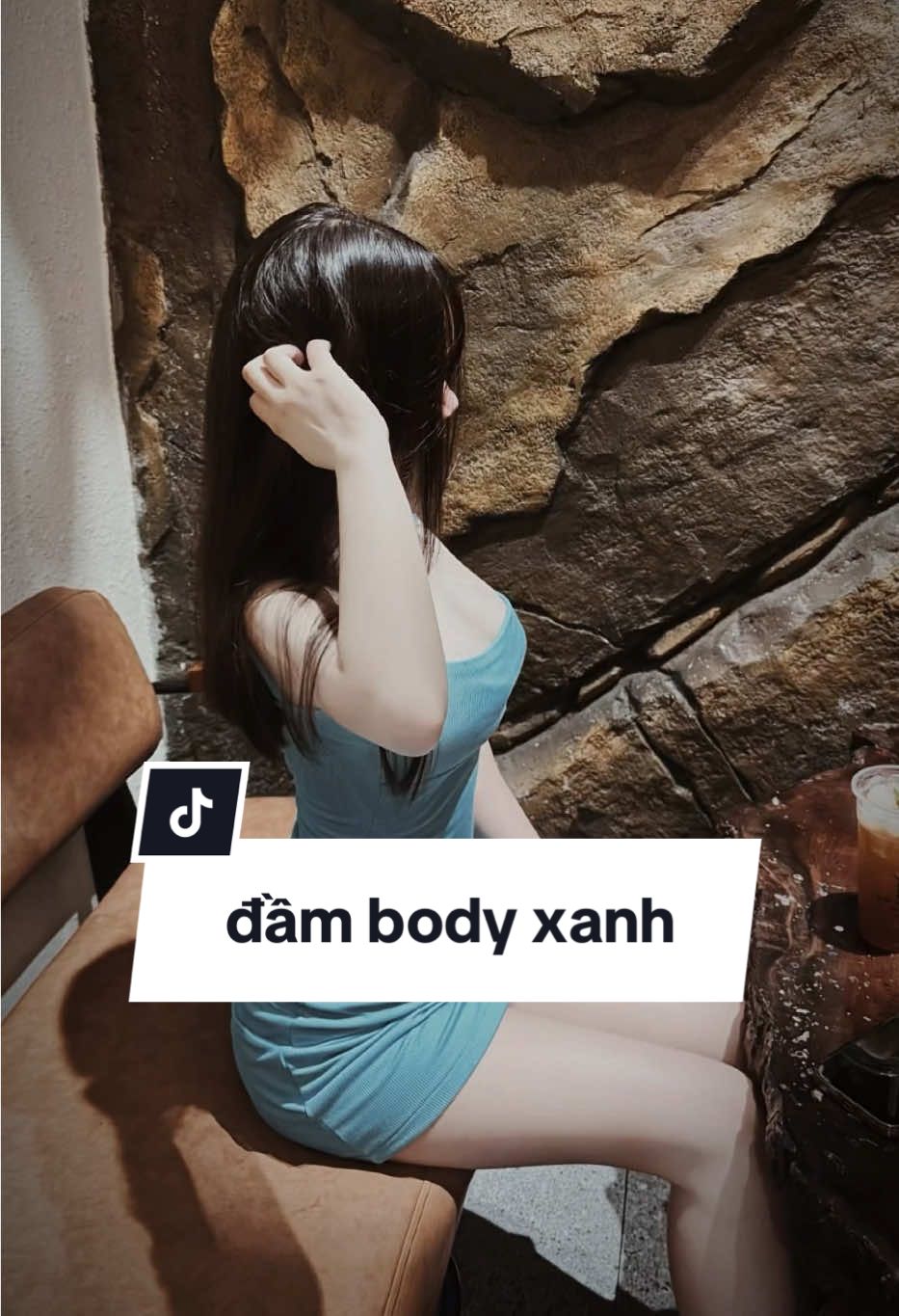 mua đầm body về đu trend nàoo #dambody #damxanh #fyp #xuhuongtiktok #viral 