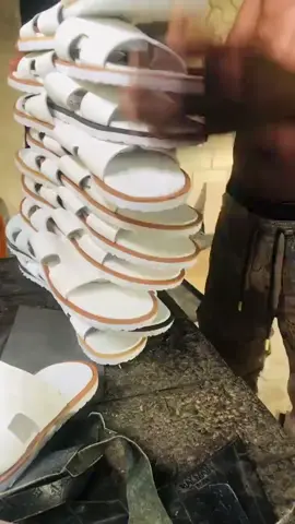 I style you Rock  #nigerianfashion #stepinstyle #goviral #LuxuryFootwear #identity 