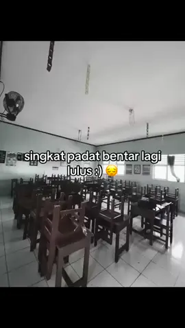 angkatan covid+angkatan percobaan bentar lagi luluss☹️ #fyppppppppppppppppppppppp #lulus  #moots? 