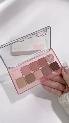 bảng mắt Gogo tales xinh iu như này mà giá chỉ có xx 🐟 thuii áaaaa #viral #makeup 