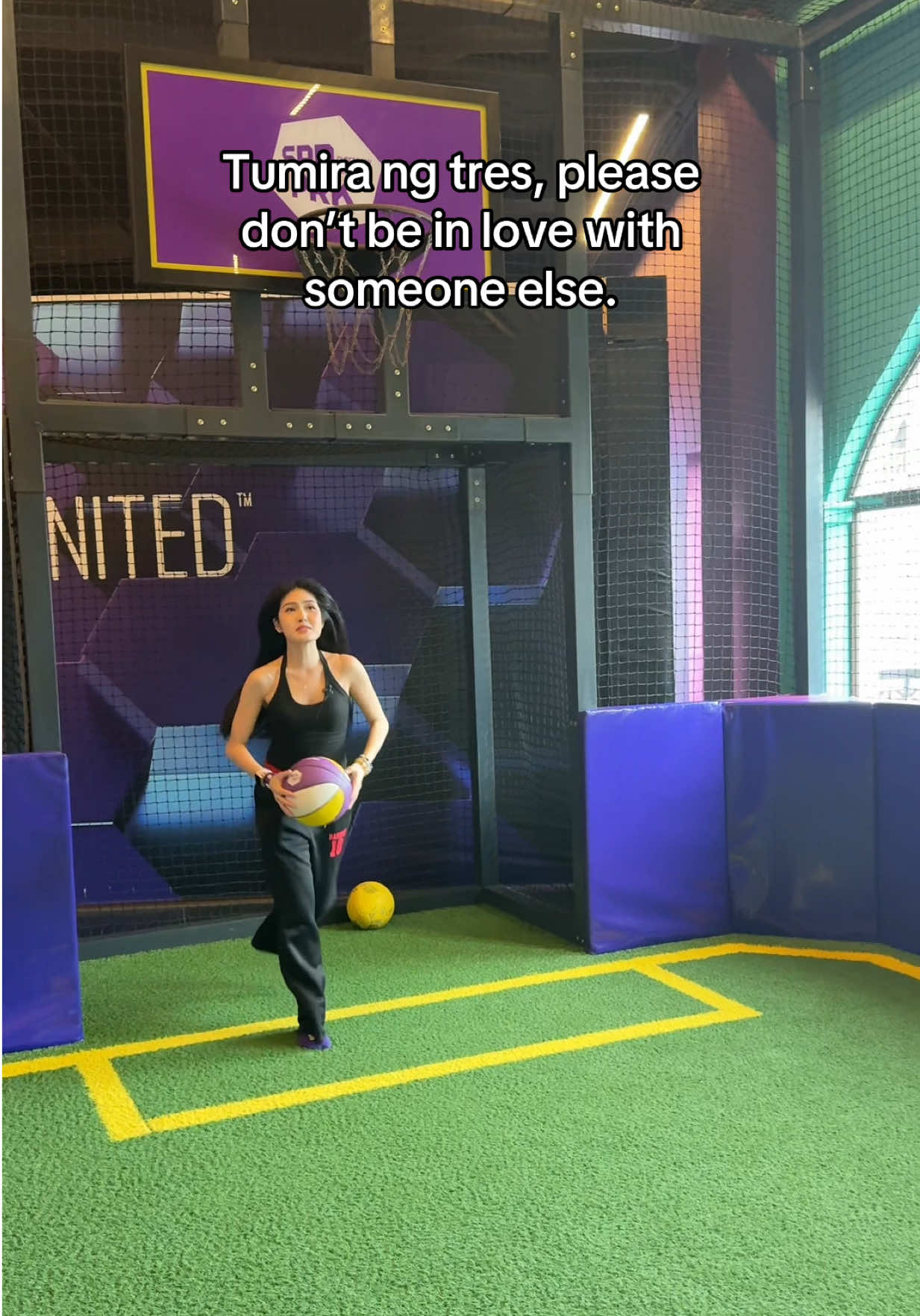 Wow nakaka-shoot na siya finally!! #fyp 