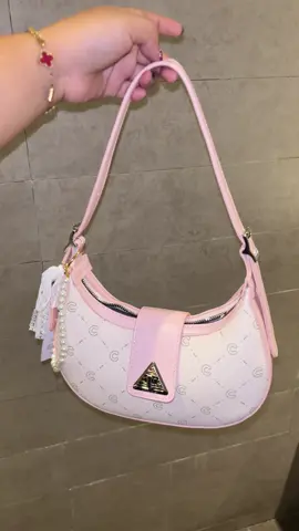 🌸 #tascantik #taswanita #shoulderbag 