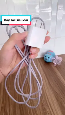 Dây sạc điện thoại siêu dài không lo căng dây khi vừa sạc vừa muốn nằm xem điện thoại #daysac #sacdienthoai #phukien 
