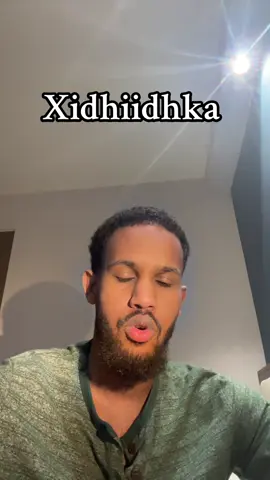 Sideed u aragtaa guurka xidhiidhku uusan ka horraynin?? #somalitiktok #BookTok #somalitiktok12 #reading #training 