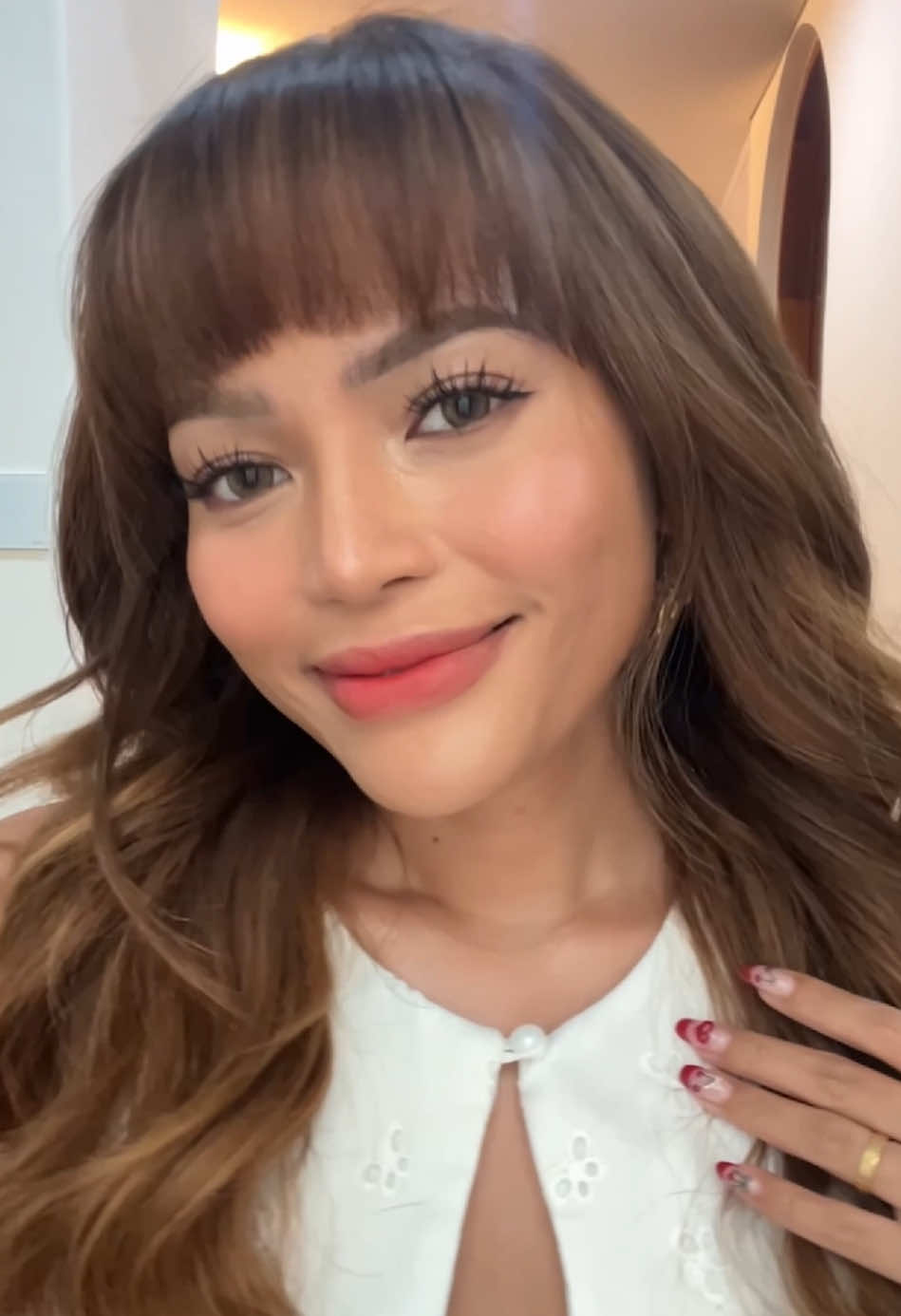 Oktober O nya apa? Ogah ribet! Serum, primer & Glowing Spray cuma pake 1 produk aja 😎 @MK SKIN OFFICIAL @maharani kemala #KeajaibanDalamSatuSemprotan #MKSKIN #MKHydraSpray #MKskinPDRNSpray