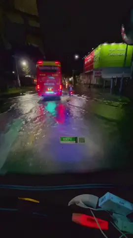 Có ngờ một hôm nước lên … @Minh Nhất 🖤  #xekhachanhoahiep #74528 #xuhuongtiktok 