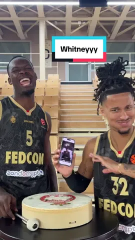 on va rester au basket c’est mieux #matthewstrazel #fyp #whitneyhoustonchallenge 