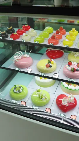 Chào tuần mới đầy năng lượng cũng những chiếc bánh Entremet dễ thương 😍😍#kicabakery #banhkem #banhkemthuduc #banhsinhnhat #entremet 