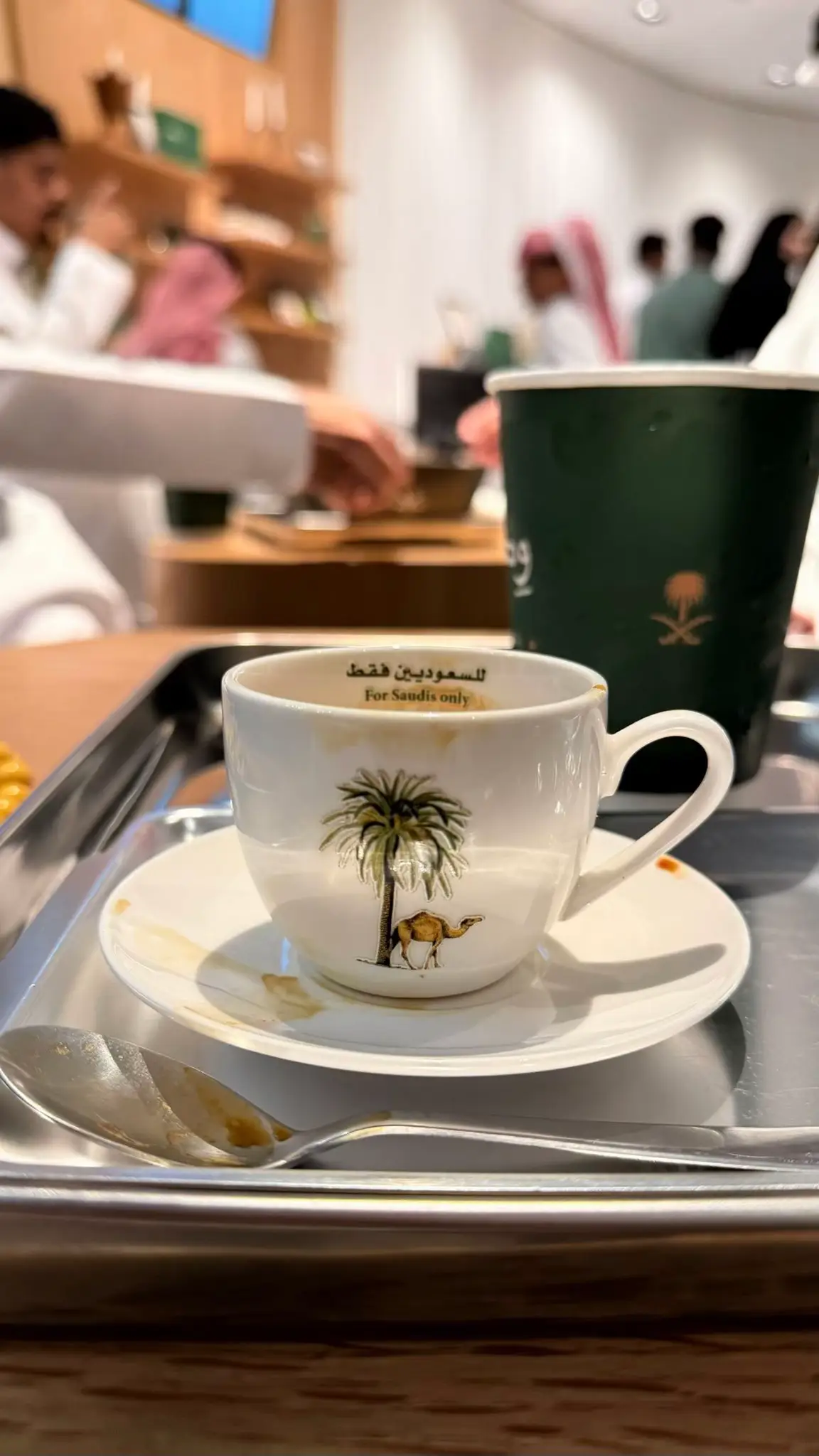 ‏- مساء الخير من قلبٍ يشوف إن الحياة بخير   ‏مادام إن الغلا محفوظ و الدولة  — سعودية — 