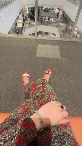 #foryou#tokyo#japan#⚜️✨💖✨🦜🍃🌷 ہنس کر کھونا اور کھو کر ہنسنا بڑی ہمت کی بات ہے 🫠