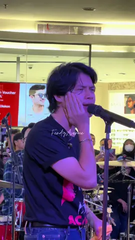 SATU ALASAN @Rony Parulian  #satualasan #ronyparulian #wer1 #fanboy #fyp 