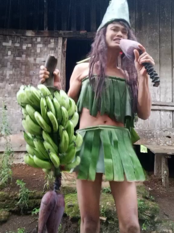 awalnya Pandang pandagan habis itu seyum seyuman datanglah perasaan😍🤣🙏 #baju #Daun #pisang #fyp
