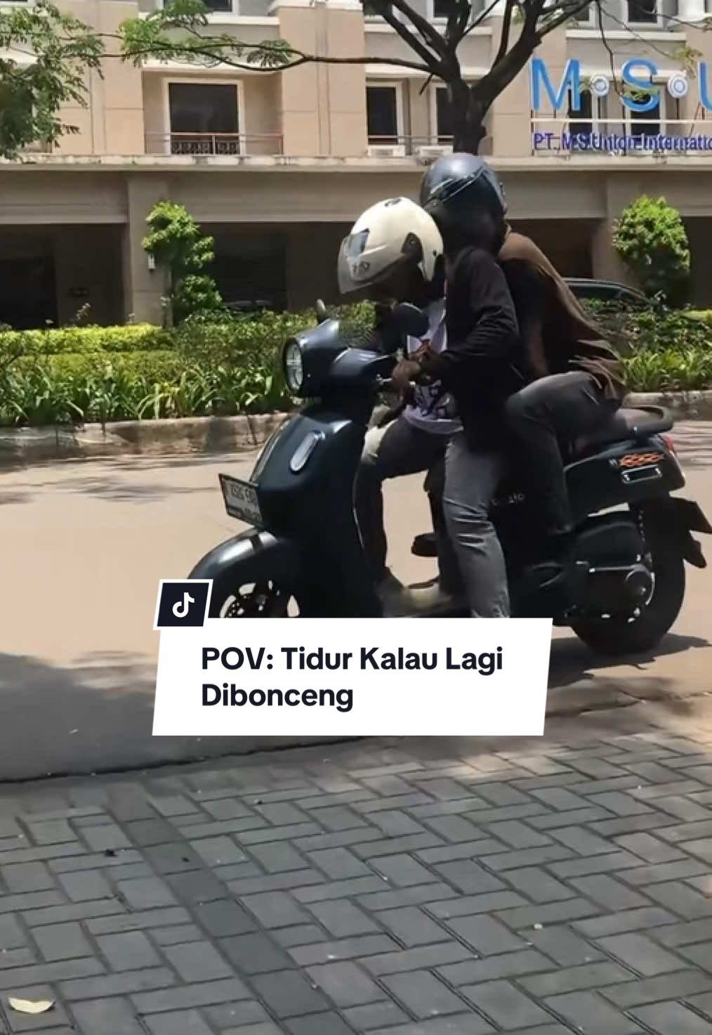 Tag temen kalian yang kalau dibonceng suka ketiduran, ini dia tips nya!  #Fazzio #FazzioGayaGue