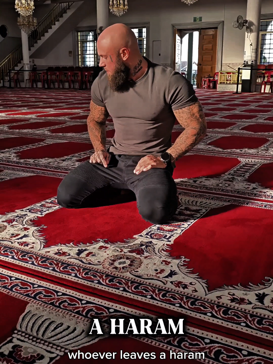 The Prophet, peace and blessings be upon him, said, “Verily, you will never leave anything for the sake of Allah Almighty but that Allah will replace it with something better for you.” Musnad Aḥmad 23074 Alhamdulillah. #islam #muslim 