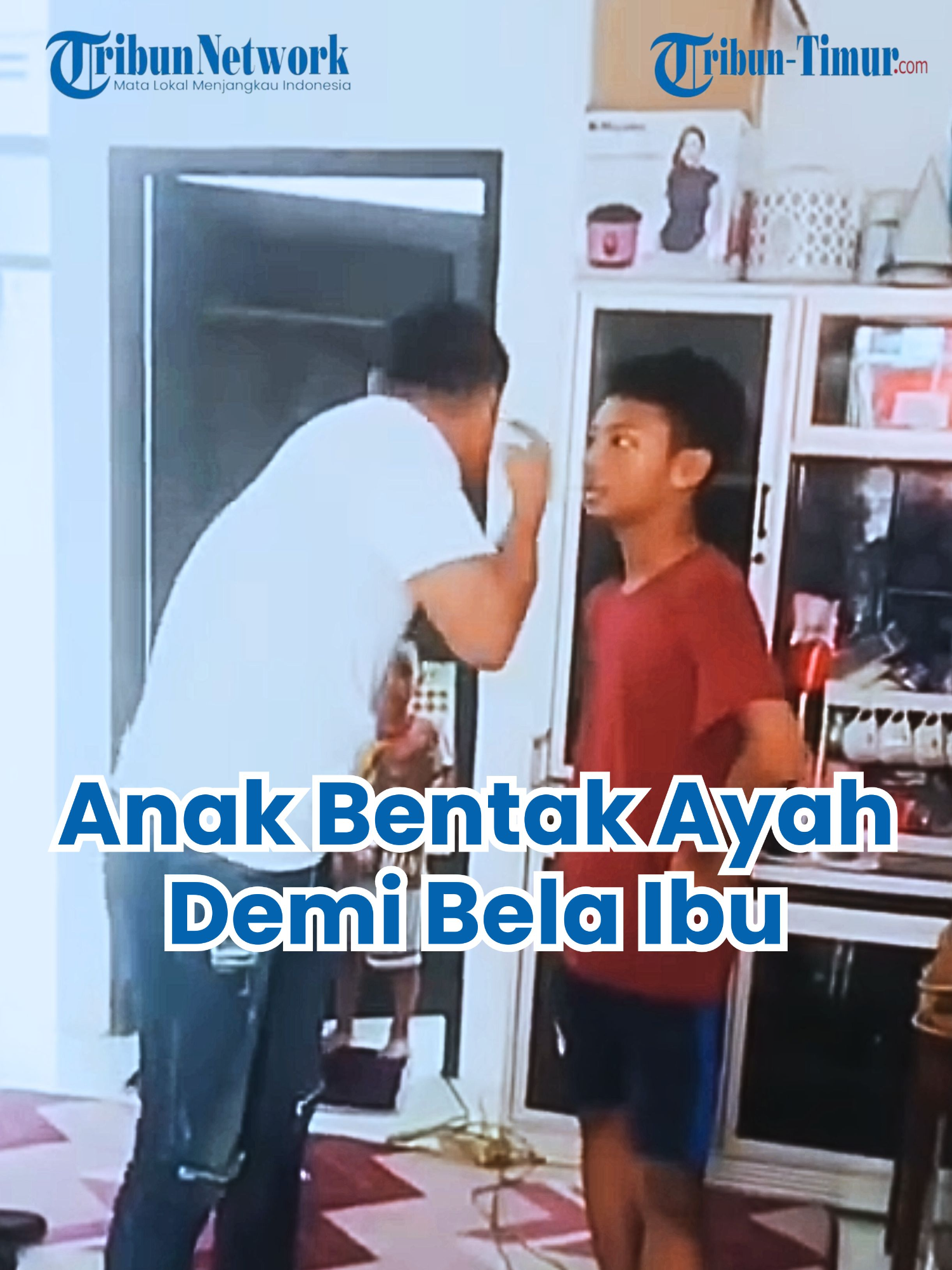 Momen Seorang Anak Berani Bentak Balik Ayah yang Ribut dengan Ibunya Gara-gara Masalah Makanan