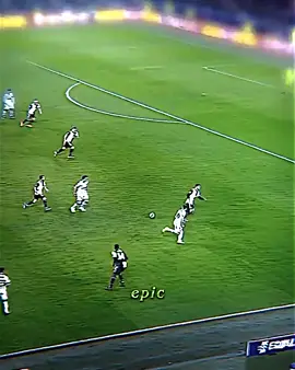 اتحداك تعرف اسم المدافع 😮‍💨🔥 . . . #كريستيانو #كرة_القدم_عشق_لا_ينتهي👑💙 #ديلخت_مدافع_المستقبل🔑🇳🇱 #ريال_مدريد_عشق_لا_ينتهي #المدافعين🔥🔥 