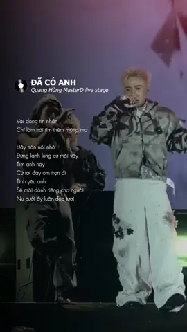 Ngọt ngào, dễ thương hết phần thiên hạ với màn live của Quang Hùng MasterD với giai điệu của 