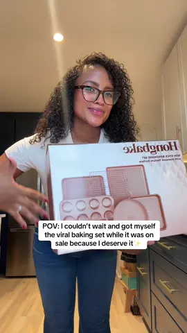 Little gift to self💛 #bakingrecipe #bakeware #blackfridaydeals #cybermonday 