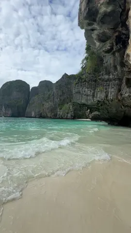 أجمل شاطئ شافته عيني 🤍 #تايلاند #بوكيت #explore 