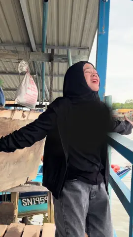 Aku baru mo menghayalll #cikgumandak #chachamaembong #telemovie #sandakan 