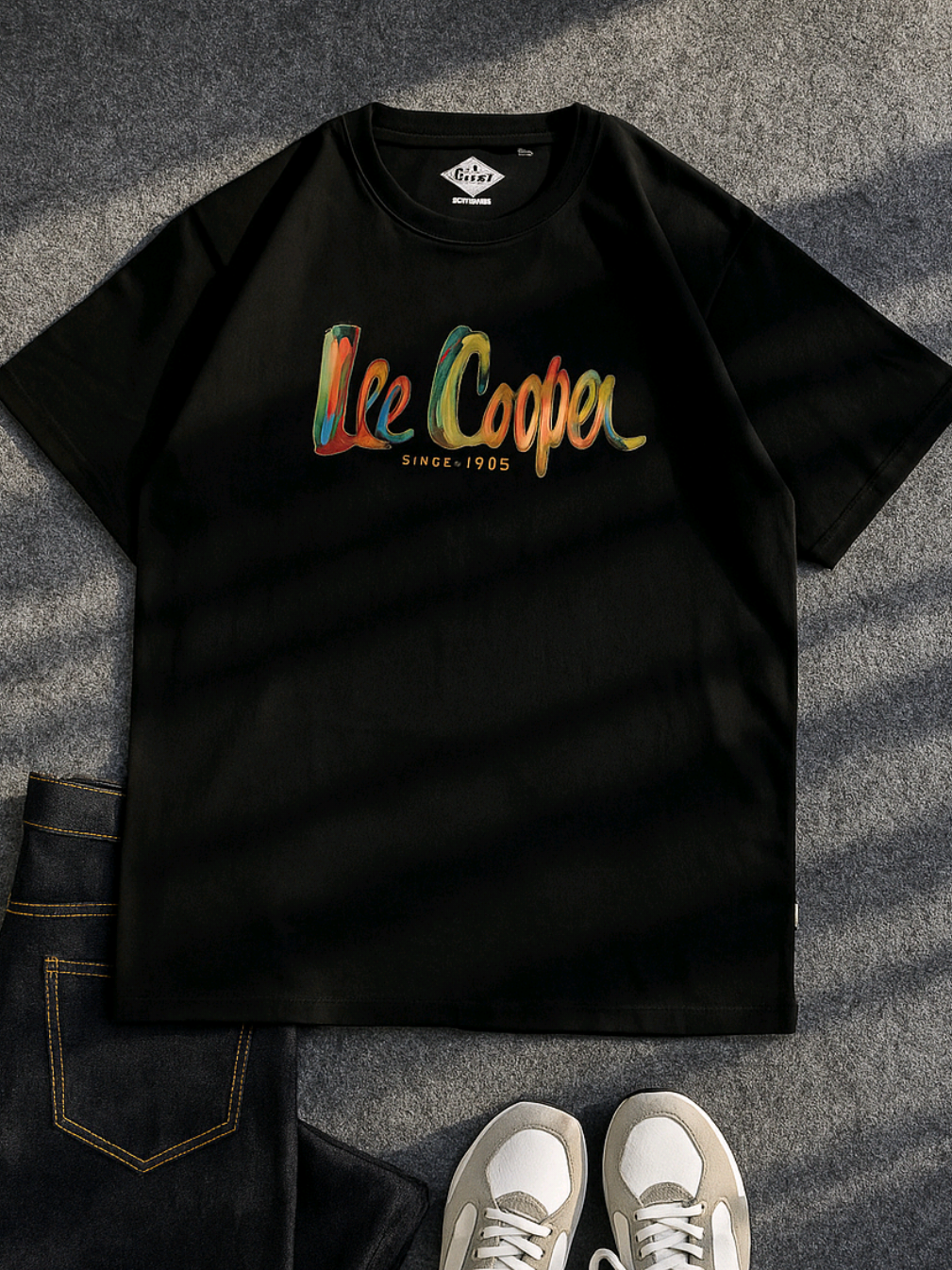 Lee Cooper T-shirt Crayon Black #kaos #leecooper #atasan #setelanpria #outfit 