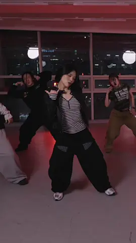 힙한 안무와 매력적인 춤선에 반해요😍 by 예빈 | W3 DANCE STUDIO  Instructor. 예빈 Choreography. 예빈 Video Director. 오태호  You tube Cannel: W3dance studio Kakao talk: W3dance Instagram: @w3dancestudio ☎️ 010-8369-2597 📬 경기도 성남시 수정구 산성대로215번길 3 6층 Sanseong-daero 215, 3 6 floor Sujeong-gu, Seongnam-si, Gyeonggi-do, Republic of Korea  #kissmethruthephone #souljaboy #w3댄스스튜디오 #w3dance #w3dancestudio              