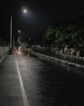 kau pergi tanpa pesan terakhir bagiku. 