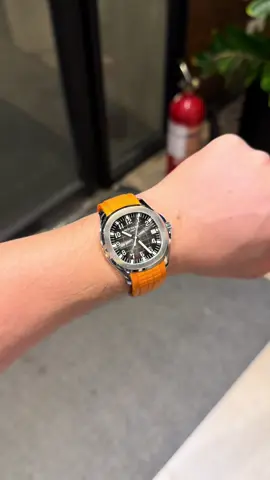 Nổi bật trên cổ tayy anh em nhỉ ⌚️ Có ae nào thích chiếc này giống e Phú k ạ #phudongho #phugialuxury #dongho #xuhuong #watch 