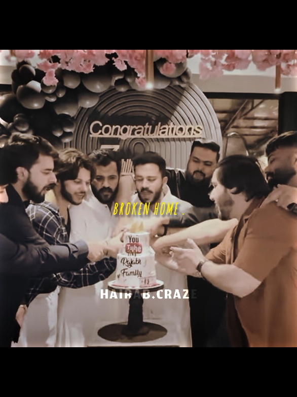I just remembered all happy days when they celebrate together 🥺8M subscribers on YouTube that celebrate in different countries with different peoples 🫠❤️‍🩹 @Butt Is Back @Haider Shah🌟 @Man Dogar @Chaudhry @Syed Is Back @Shazi-SSB @Dogar Is Back @Ghazal jawad @Salman Haider @Aon Sheikh @jahangirbutt91  . . #trending #foryou #goviral #rajabfamily #youtube 