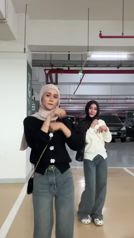 gerakan sesuai kepercayaan masing