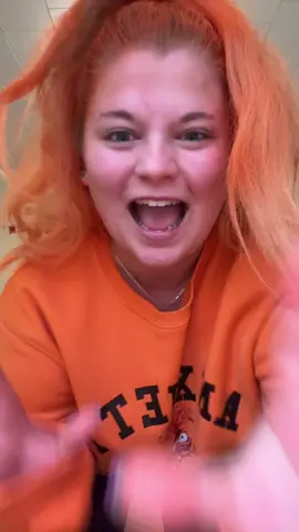 Happy spirit week 👻 day 1 : character day 😎 #OOTD #fyp #teacheroutfitcheck #studentteacher #costumeideas 