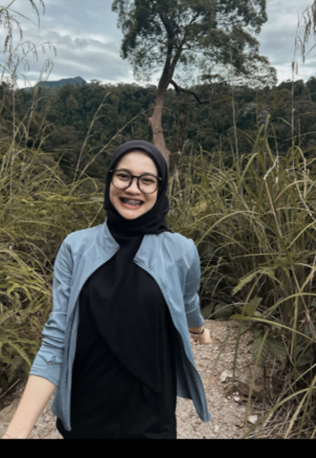 Sekarang sudah masuk waktu waktu dia~ tinggi pokok = 180 cm 😎 *donepalatau* 