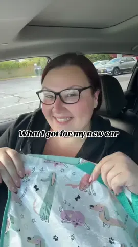 Ahhh obsessed with all of my new car accessories fot Milkshake 🥰 #girlcar #caraccessories #leopardcar #decoratemycar #cardecor 