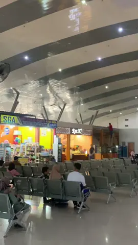 Lebih murah kalo kelik di sini 🥐 . . . . #rotiosekupang#rotio #sekupang #pelabuhansekupangbatam💜 #pelabuhanbatam 