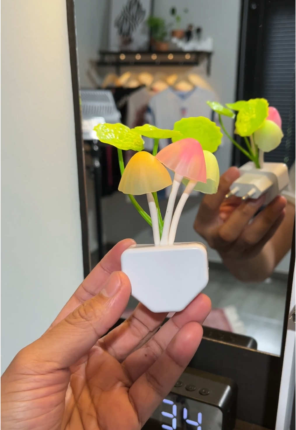 Lampu tidur jamur cuman 10rb an aja🤩 #lamputidur #lampukamar #lampukamarestetik #lamputiduraesthetic 