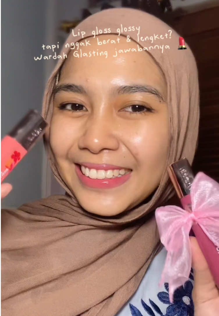 Glossy tapi tetap ringan! 🌸 Wardah Glasting Ombre ini bikin bibir auto glowing tanpa rasa berat atau lengket — perfect buat daily look 💕 @Wardah Beauty Official @Paragon Creator Hub Official   #wardahglastingpinkshades #wardahglastingliquidlip #affpinkglastingrbb 