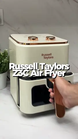 Ini adalah Air Fryer Z3C! Penampilan menarik, prestasi yang cemerlang! #RussellTaylors #applianceforeveryhome #homeappliances #ModernHomeAppliances #AirFryer   