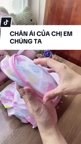 CHÂN ÁI CỦA CHỊ EM CHÚNG TA#tuigiat #tuigiatdungquanao #tuigiatquanaomaygiat #tuigiataolot #tuigiatquanaomaygiat  