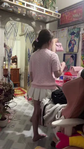 @Minaneee🎀 @Thảo Vy (涛维) bé hai hây bé ba các hả trai #xuhuong #tiktok #trend 