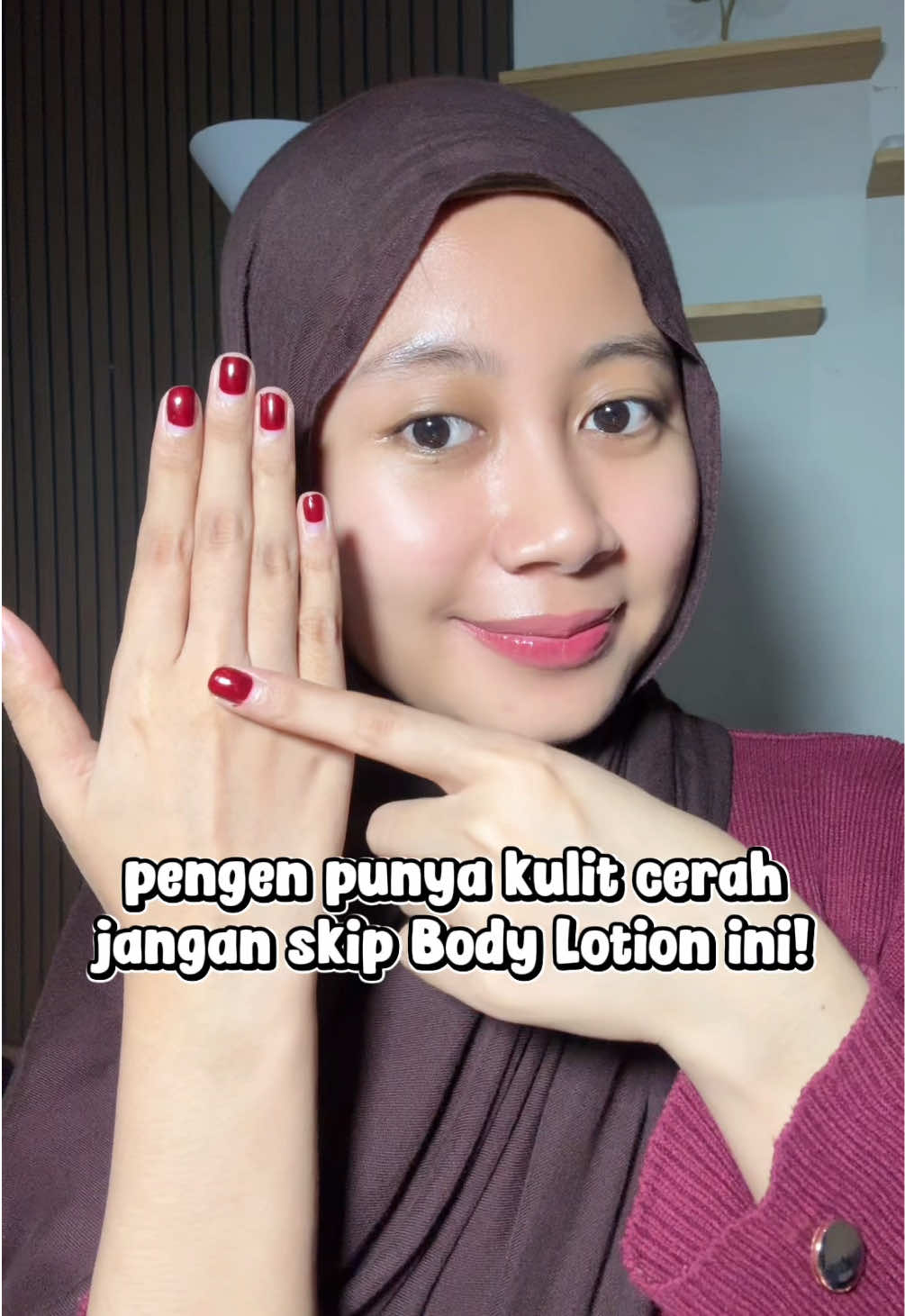 body lotion yang aman buat pemula, harganya terjangkau banget nih, pengen punya kulit cerah checkout sekarang ya😍 #bodylotion #bodylotionwhitening #elumorbodylotion #lotionviral 