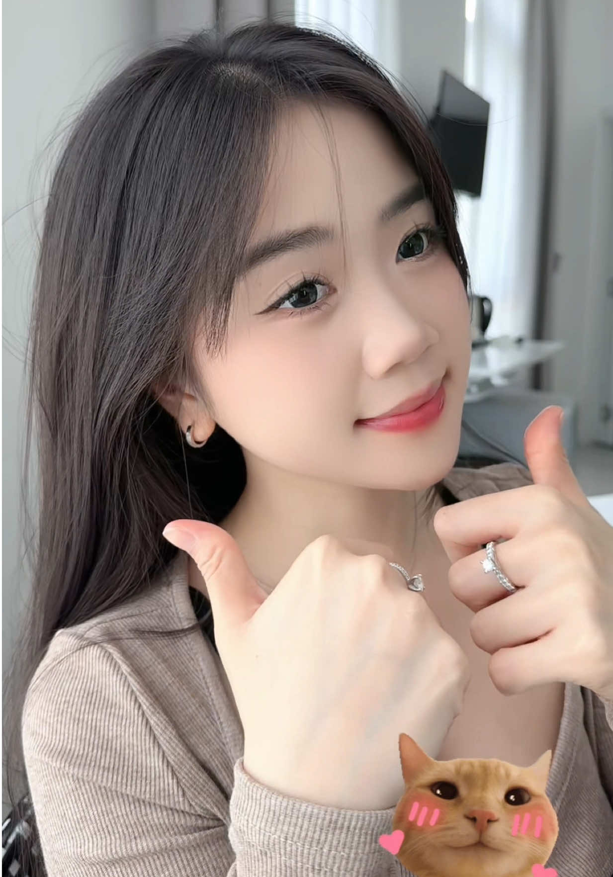 Mấy bà hỏi cách dưỡng tóc của Nhi quá chừng nè, không chỉ thơm mượt tóc mà còn siu hạt dẻeeee 🫰🏻👏🏻🫶🏻#TRESEMME #TresemmeKeratinSmooth #hoptaccungUnilever