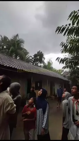 petir menyambar dua rumah astaghfirullah...😲 #trending #viral 