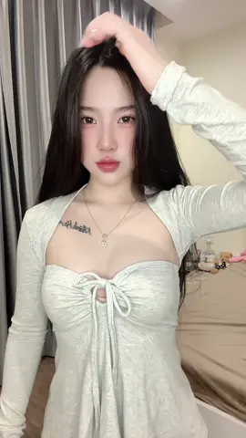 Nay biết mặc đẹp gòii.. #xh #aoxinh #thoitrang #fyp 