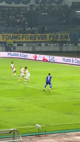 Goal naon iyeu Lucho 😱 #Persib 