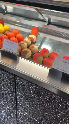 Trying the famous TARTS DE FEYBESSE in Oakland #fyp #paratiiiiiiiiiiiiiiiiiiiiiiiiiiiiiii #FoodTok #fruitpastries #oakland 