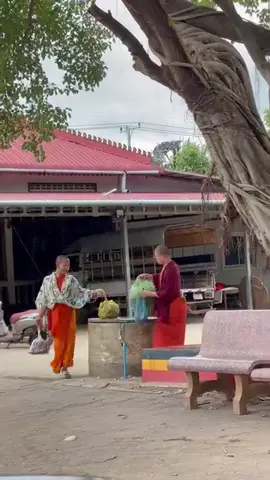 #របៀបទុកដាក់សម្រាម😂😁🤣