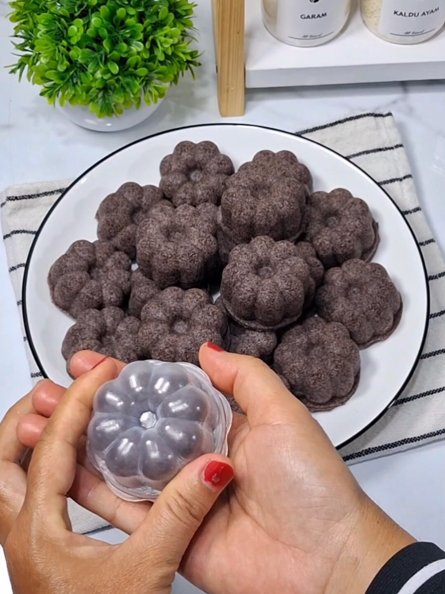 Bolu Mini Ketan Hitam #resepkue #boluketanhitam #reseptiktok #resepsimple 